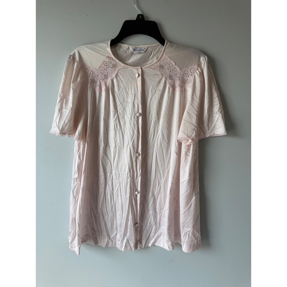 Vanity Fair Other - Vintage Vanity Fair Pink Lace Bed Top Short Sleeve Button Front Sleepwear M